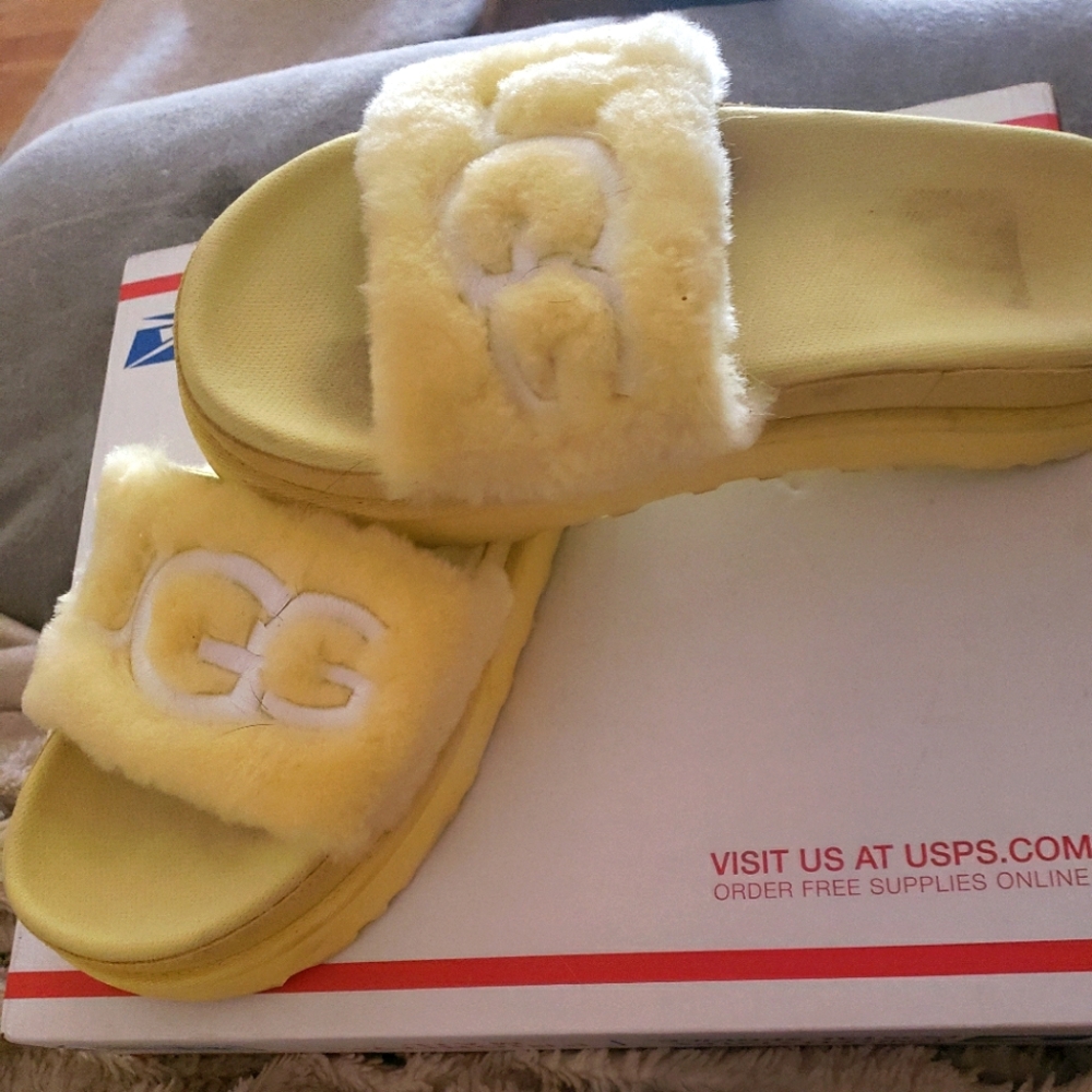 UGG Sandals Slippers